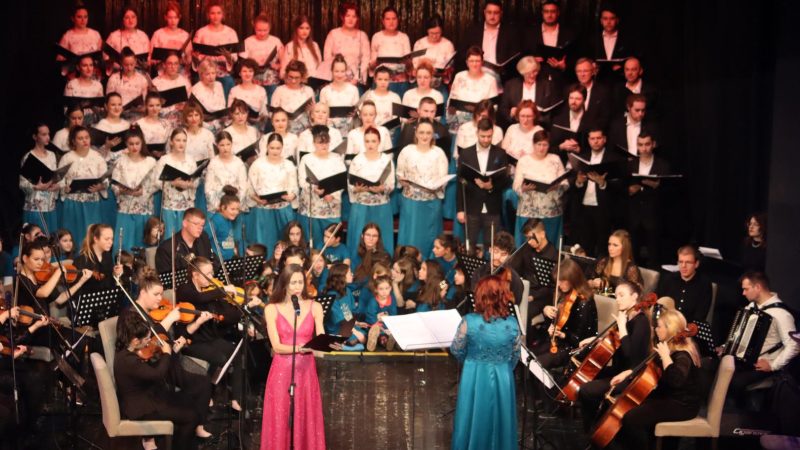 Koncert kompletnog ansambla Kulturnog centra u četvrtak u Pozorištu