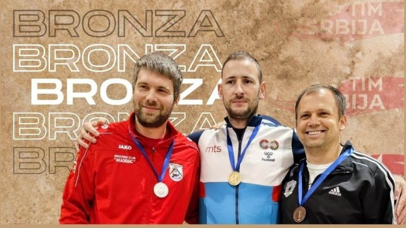 Duško Petrov ekipno sa Grgićem i Mikecom osvojio bronzu na Evropskom prvenstvu