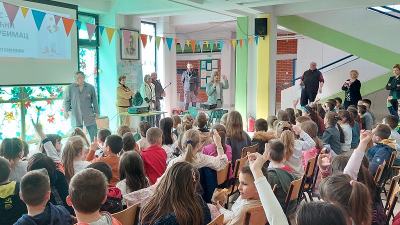 JP „Kikinda“ nastavlja sa edukacijom najmlađih: Osnovci učili o odgovornom vlasništvu ljubimaca
