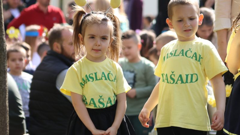 Centralnu priredbu „Pozdrav proleću“ svečano otvorio gradonačelnik Lukač