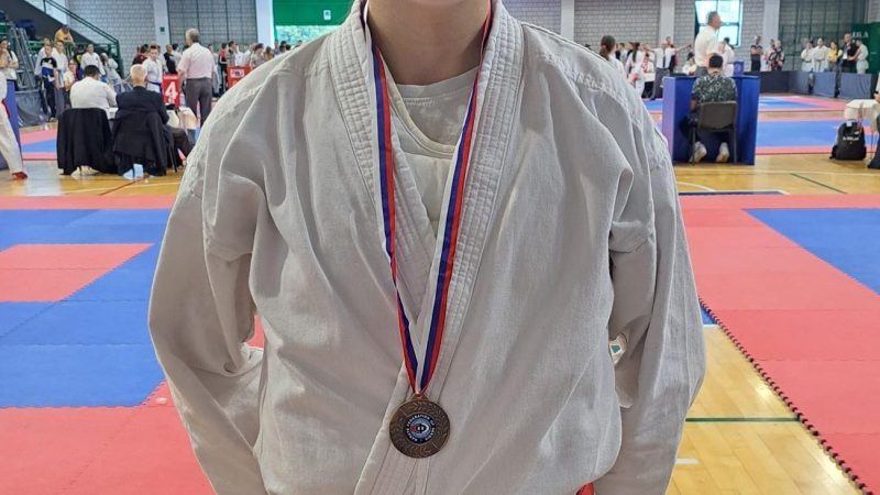 Karate: Takmičarka “Feniksa” Teodora Ikić osvojila bronzanu medalju u kadetskoj B kategoriji