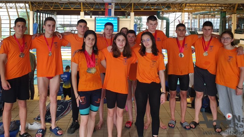 Plivači „Velike Kikinde“ na dva takmičenja osvojili 33 medalje