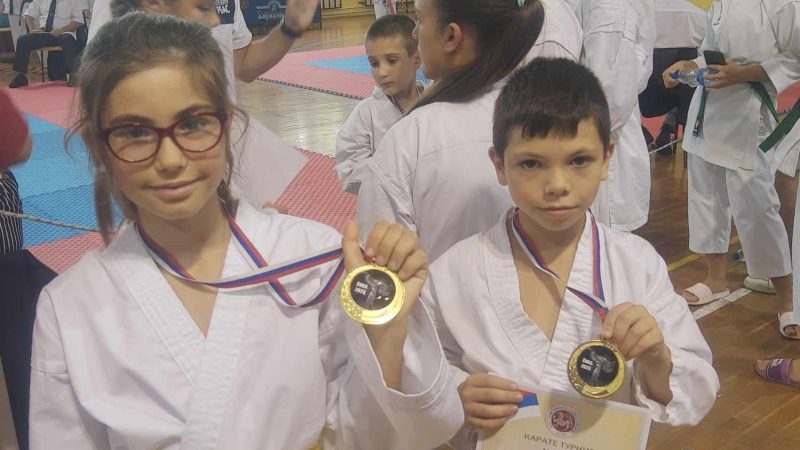 Bašaidski karatisti osvojili 9 medalja na Međunarodnom turniru u Čoki