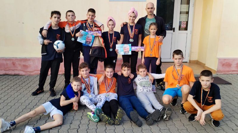 Kikindski plivači uspešni i u Temišvaru: Osvojene 23 medalje