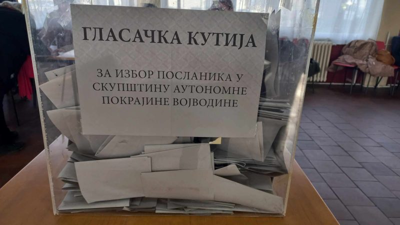 Do 14 sati u Kikindi izašlo 36,5 posto upisanih birača