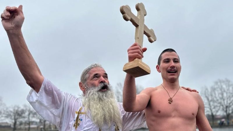 Prijavljivanje za plivanje za časni krst na Bogojavljenje traje do 17. januara