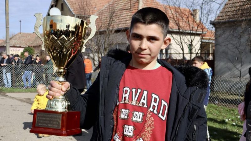 Lazar Adamov najmlađi pobednik Gusanijade: Žućko savladao Crvenog