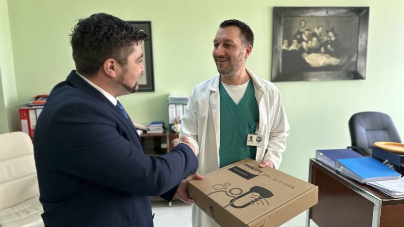 „Tisa Automotiv“ donirala Bolnici ginekološku sondu za ultrazvučni aparat