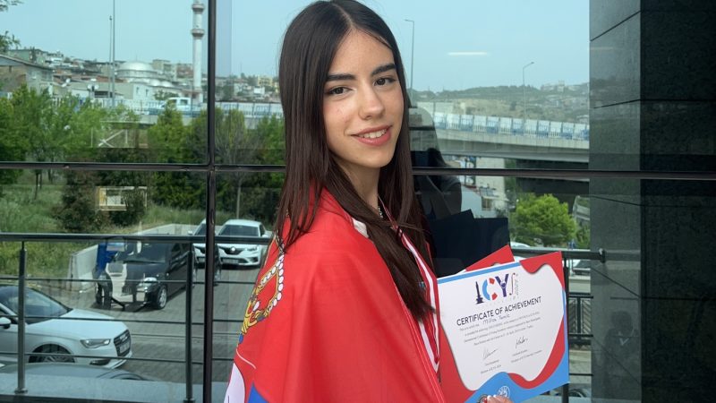 Milica Tomić najbolja na svetu: Osvojila dve zlatne medalje na takmičenju u istraživačkim radovima iz prirodnih nauka
