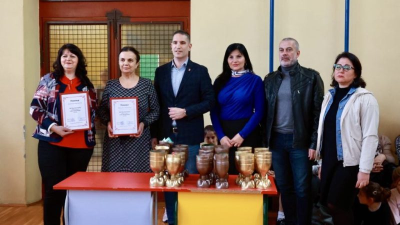 Poptisana Povelja prijateljstva škola iz Kozaraca i Nakova
