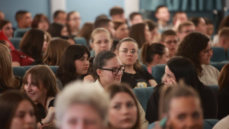 “Mesto gde se snovi pretvaraju u postignuća“ – 76 godina Ekonomsko-trgovinske škole