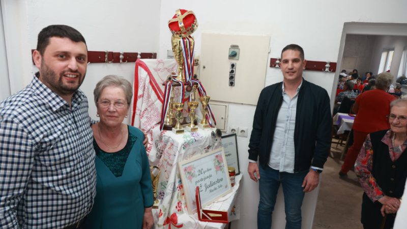 Udruženje žena „Jedinstvo“ iz Ruskog Sela obeležilo slavu i 20 godina postojanja