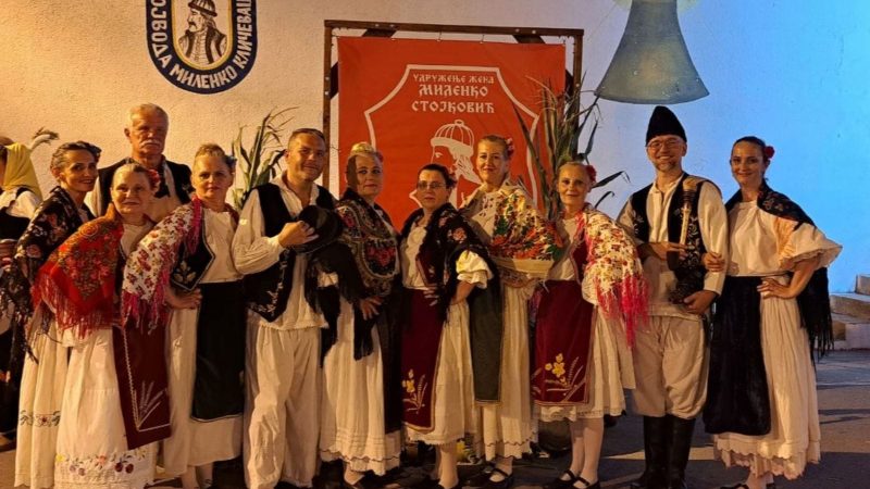 KUD „Petar Kočić“ iz Kozaraca osvojilo dva priznanja na Republičkoj smotri