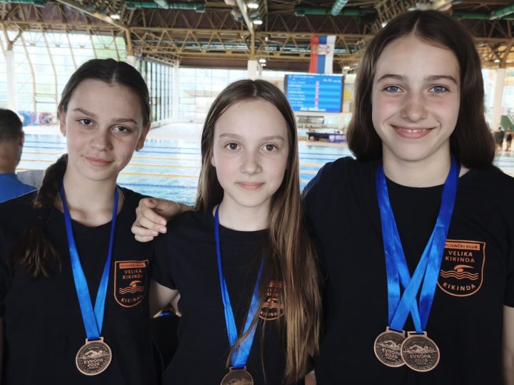 Kikindske plivačice osvojile četiri medalje u Novom Sadu
