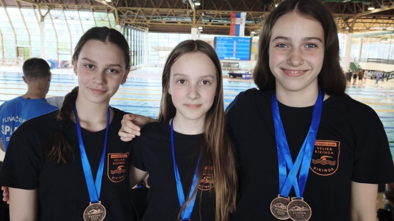 Kikindske plivačice osvojile četiri medalje u Novom Sadu