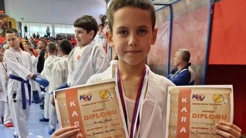 Karatisti „Feniksa“ osvojili 7 medalja na Prvenstvu Vojvodine