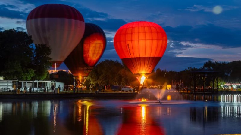 Počeo Festival toplovazdušnih balona na Starom jezeru