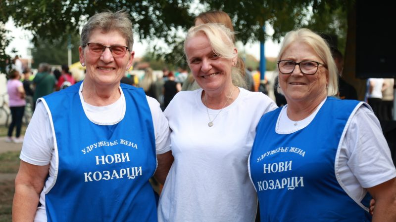 Pitijada u Novim Kozarcima: Pita za „Ginisa“ duga 30 metara i 70 centimetara