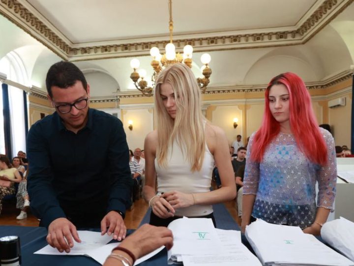 Poptisivanje ugovora o stipendiranju studenata u utorak u Gradskoj kući