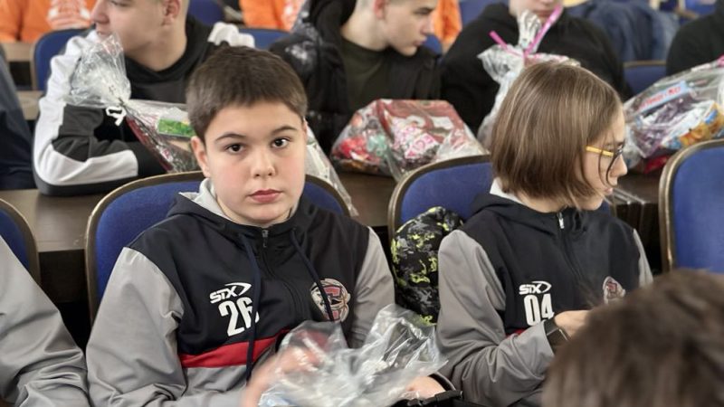 Nastavak saradnje sa KK „Centar“ iz Kosovske Mitrovice: Prijem za mlade košarkaše i košarkašice u Gradskoj kući