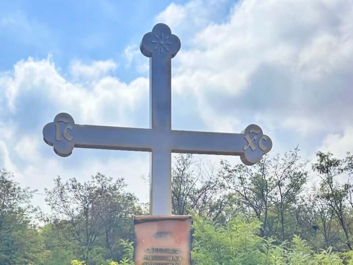 Veliki dar Milana Brkina Nakovu: Krst za sreću i zdravlje