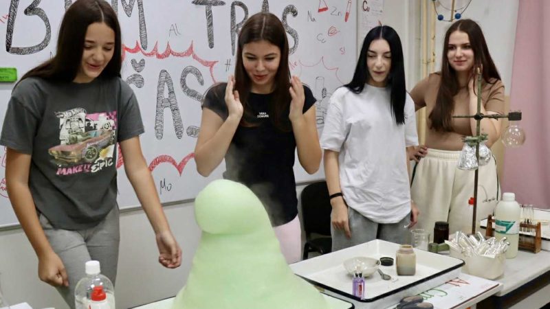OŠ „Đura Jakšić“ obeležila Dan ustanove i 75 godina postojanja