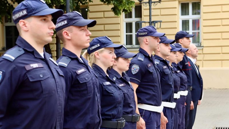 Obeležen Dan MUP-a: Zakletvu položilo 11 policijskih službenika