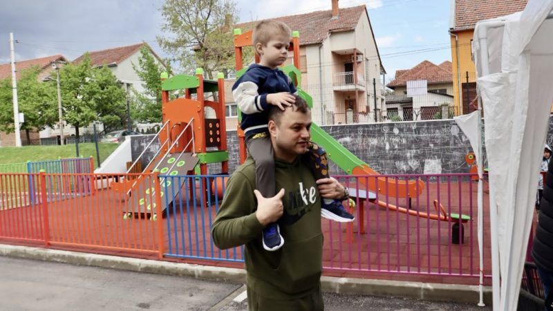 Projekcija filma za decu „Dogmen“ u petak u Kiki ritejl parku