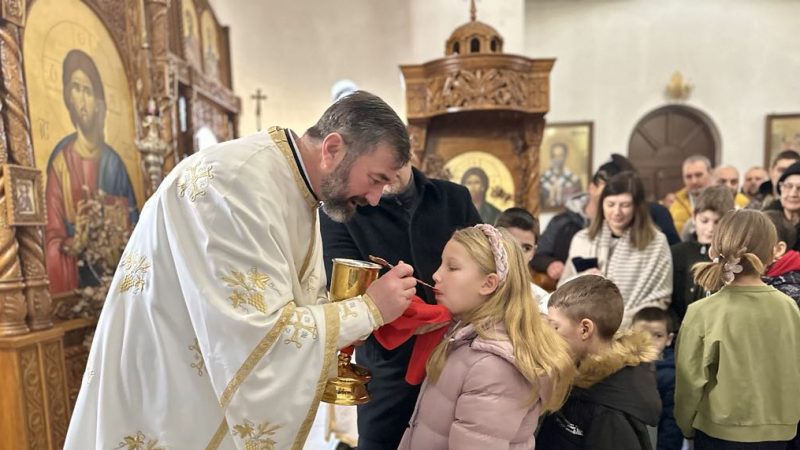 Danas je Božić: Mir božji, Hristos se rodi