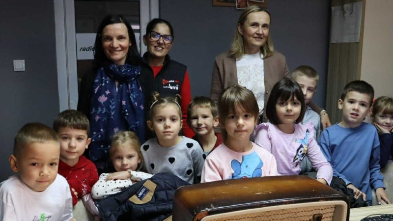 Otvoreni dani medijske pismenosti za decu na Ami Naksi radiju
