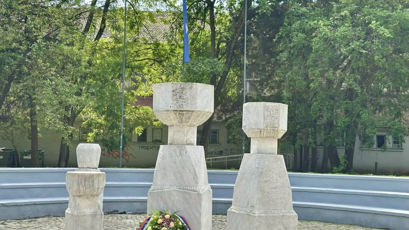 Sećanje na kikindske internirce: Položenii venci u Parku prijateljstva „Narvik“
