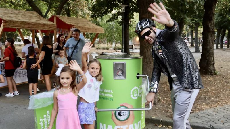 Počeo “Limenka teatar fest”: Pozorište i ekologija za vedri početak školske godine