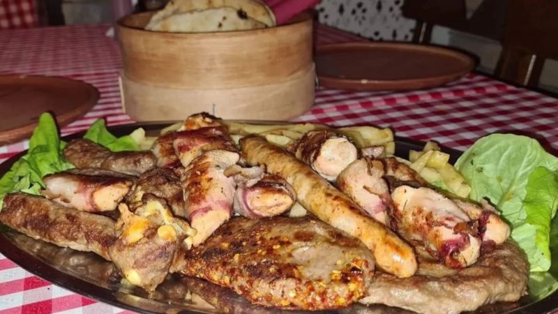 Vrhunski roštilj „Kod Fićoka“: Praznična akcija u oba lokala