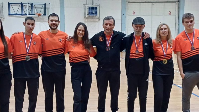 Streličari „Apola“ osvojili pet medalja na takmičenju u Beogradu