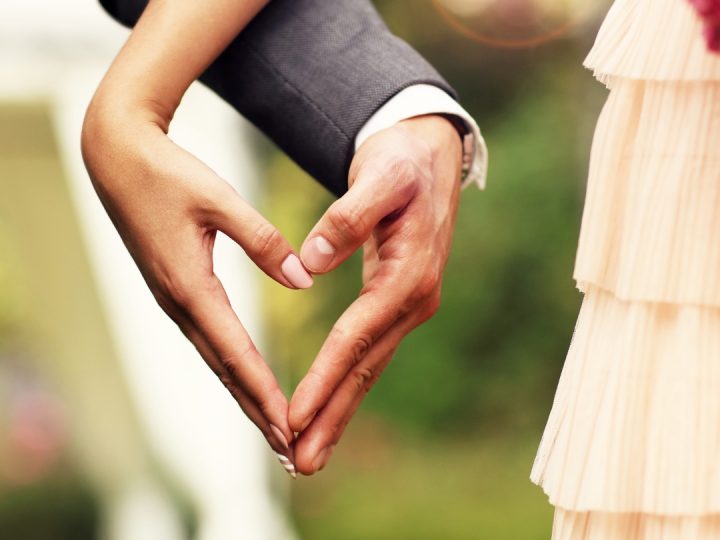 Dva para sklopila brak