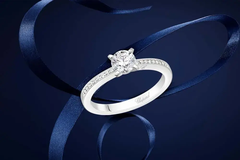 Dijamantski verenički prsten