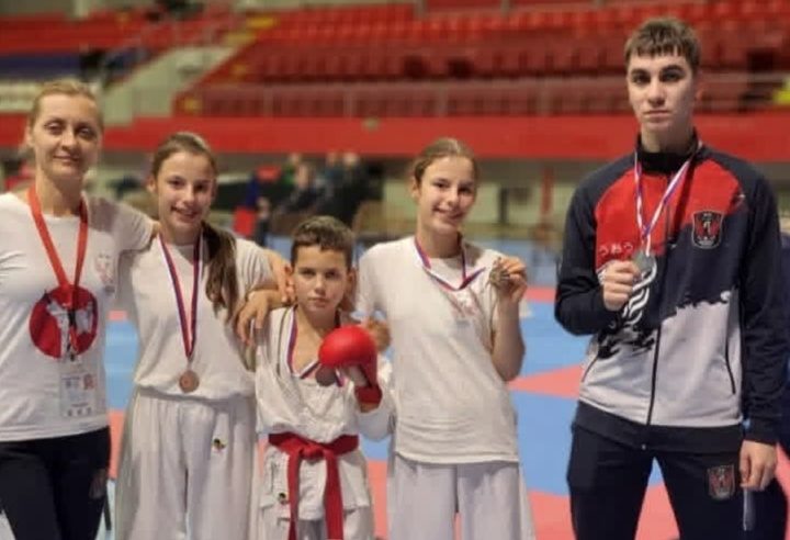 Karatisti „Feniksa“ osvojili 4 medalje na Super kupu u Novom Sadu