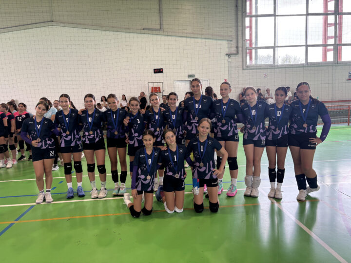 Uspeh odbojkašica OK ,,Ki 0230” na turnirima u Rumuniji